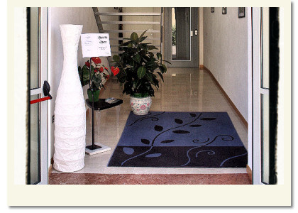 Ingresso dell'albergo Abatjour di Mantova