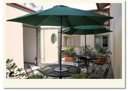 La terrazza a disposizione dei fumatori